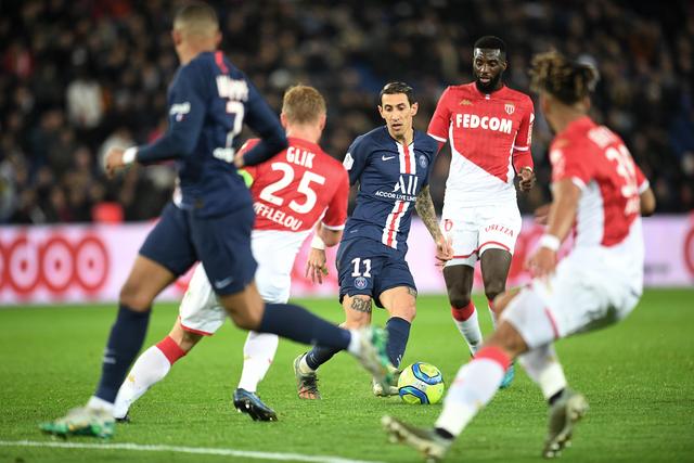 李新翔：我的第一次中超冠军；海港是冠军，连冠无人能撼动（李新翔：中超首冠到手，海港称王，连冠之势不可动摇）