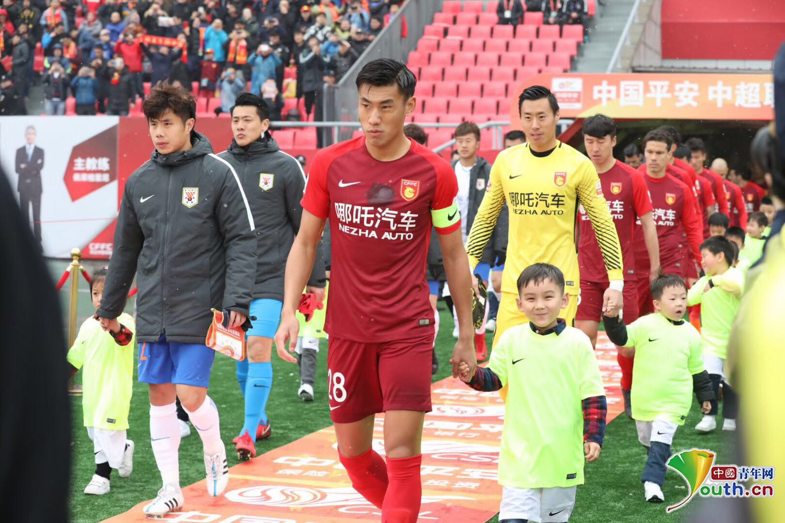 球童助萨巴对大坂直美实现复仇，网友：日本人最憋屈失利诞生了（球童判罚引争议，萨巴复仇大坂直美，网友：这场失利太憋屈）