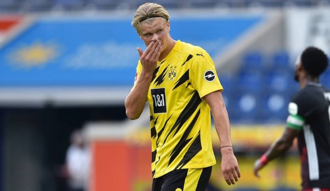 皇马名宿世纪同框（皇马传奇罕见同框）