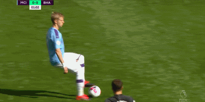 若日尼奥同时斩获欧冠&解放者杯，为达此成就的第15位球员（若日尼奥成史上第15位同时加冕欧冠与解放者杯的球员）