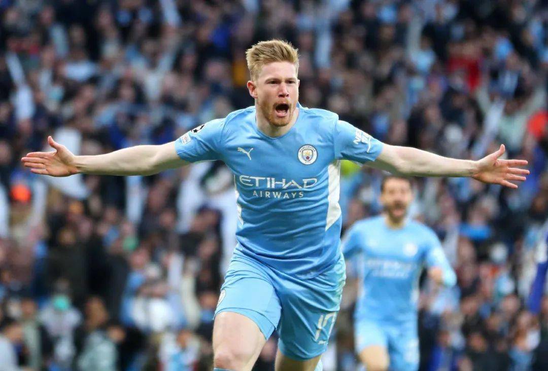 齐达内晒中国行照片：来中国遛了个弯，舒坦，下次还来（齐达内分享中国行照：来华走走挺舒坦，下次还想来）