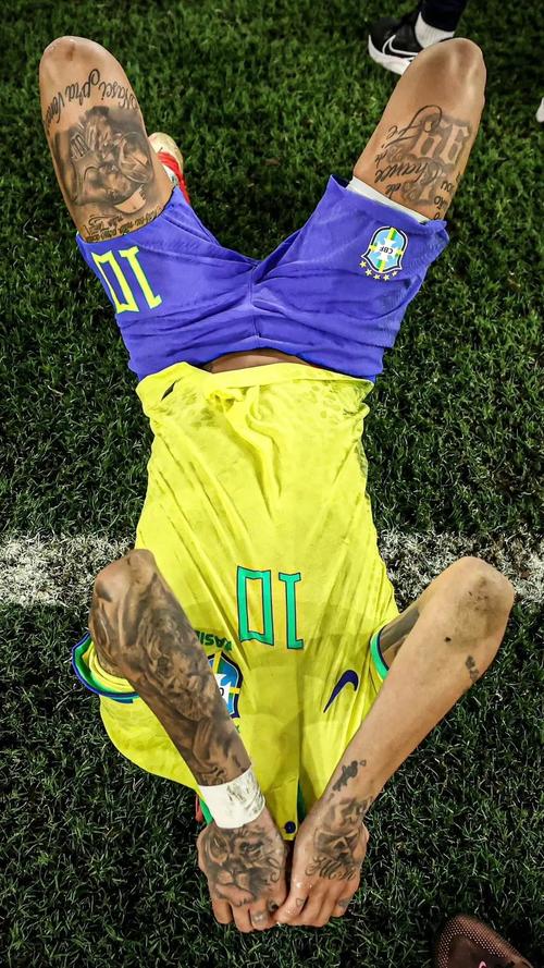 马竞战圣吉罗斯联合大名单：小蜘蛛领衔，巴里奥斯回归（马竞对阵圣吉罗斯联合大名单出炉：小蜘蛛领衔，巴里奥斯复出）