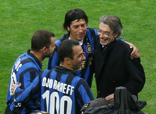 库尔图瓦：第一个丢球多少得怪我，但曼城球员推倒了吕迪格（库尔图瓦：首粒失球我难辞其咎，但曼城球员曾推倒吕迪格）